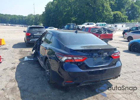 2022 Toyota Camry Se из США, поврежденный, VIN 4T1T11AK2NU624510